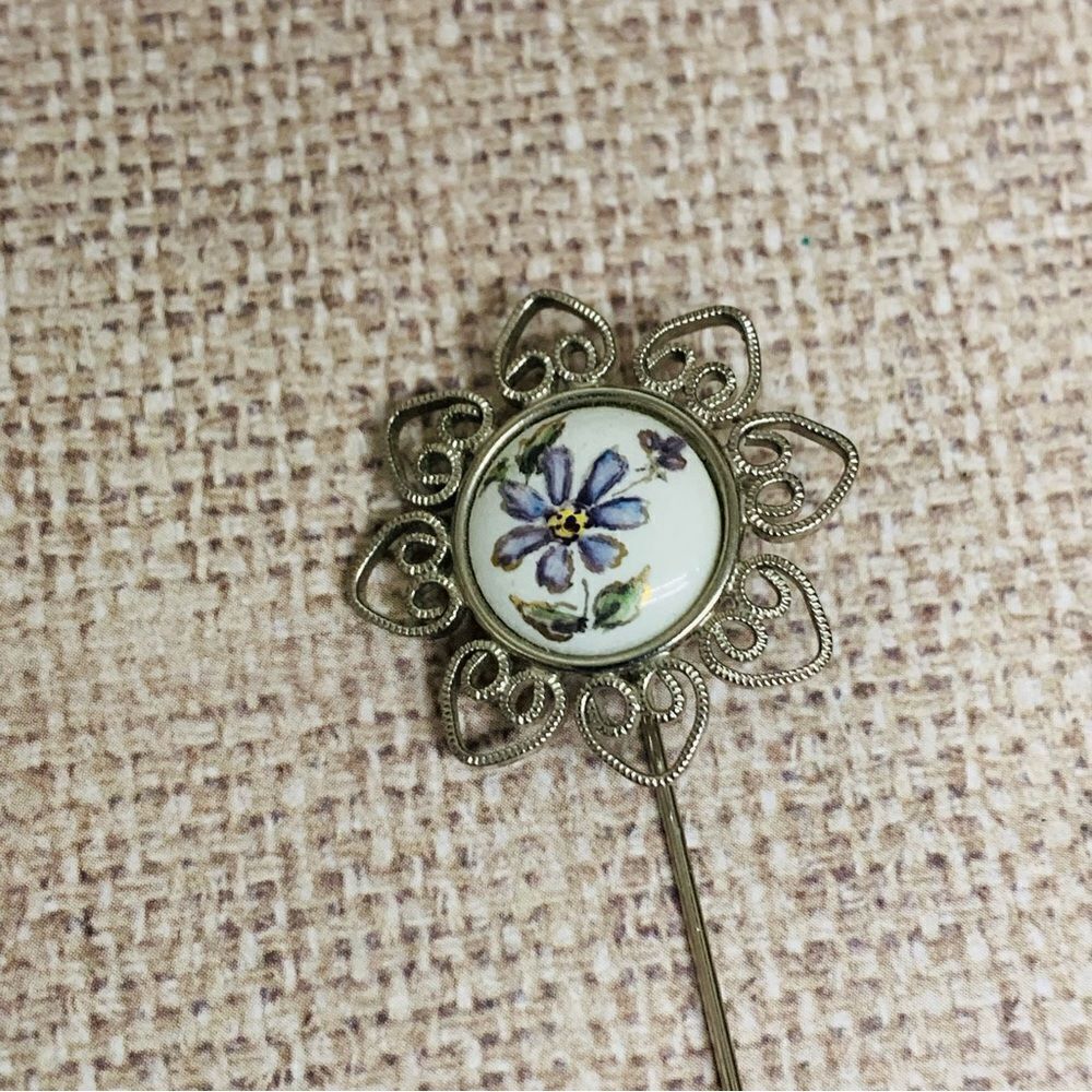VTG Silver Porcelain Floral Stick Pin‎ - Picture 2 of 3